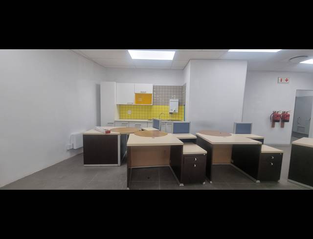 587M² OFFICE TO LET IN MUSGRAVE